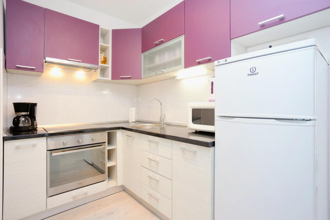 Apartments With A Parking Space Omis - 10362 Exterior foto